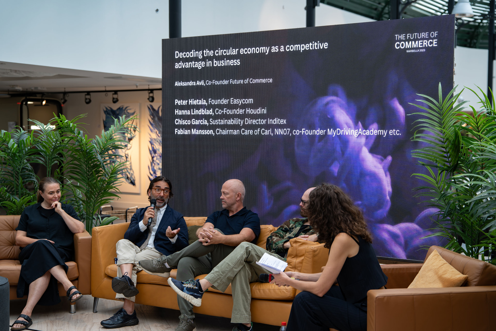 Guests listening during a session